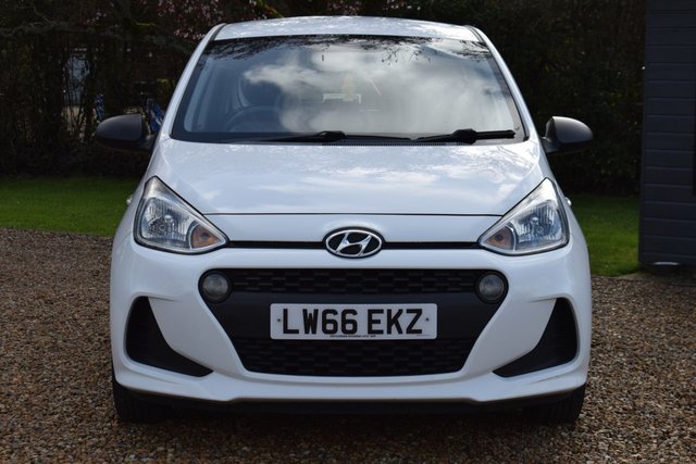 2017 HYUNDAI I10 1.0 S Hatchback 5dr Petrol Manual Euro 6 (66 ps) - Photo 2