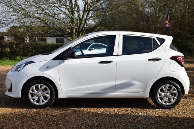 2017 HYUNDAI I10 1.0 S Hatchback 5dr Petrol Manual Euro 6 (66 ps) - Photo 7