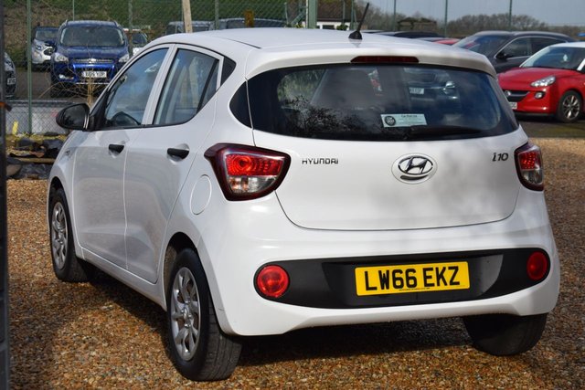 2017 HYUNDAI I10 1.0 S Hatchback 5dr Petrol Manual Euro 6 (66 ps) - Photo 8