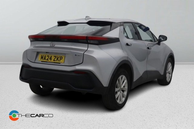 2024 Toyota C-HR - Photo 8