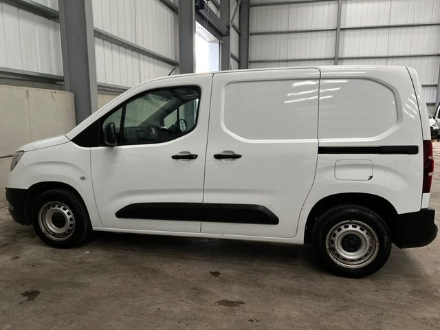 2022 VAUXHALL COMBO - Photo 12