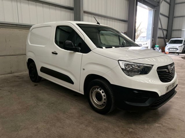 2022 VAUXHALL COMBO - Photo 2
