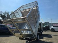 USED 2020 20 ISUZU GRAFTER 1.9D N35 Tipper, 58,000 miles, 1 owner, ULEZ, Euro 6, alloy cage, 6-speed manual, Bluetooth & more! Plus VAT @ 20%! APPROVED CARS AND FINANCE ARE PLEASED TO OFFER THIS ISUZU GRAFTER 1.9D N35 TIPPER IN WHITE WITH 58,000 MILES AND A SERVICE HISTORY, 1 OWNER FROM NEW, ULEZ COMPLIANT EURO 6 DIESEL  RWD TRIPPER WITH A GREAT SPEC SUCH AS A 6 SPEED MANUAL GEARBOX, ALLOY CAGE, DAB RADIO, BLUETOOTH CONNECTIVITY, ELECTRIC WINDOWS, 16 INCH STEEL WHEELS, DUAL PASSENGER SEAT AND MUCH MUCH MORE! FINAL PRICE PLUS VAT @ 20%!   FOR FURTHER INFORMATION REGARDING THIS VEHICLE PLEASE CALL ON 01622 871555 AND A MEMBER OF THE TEAM