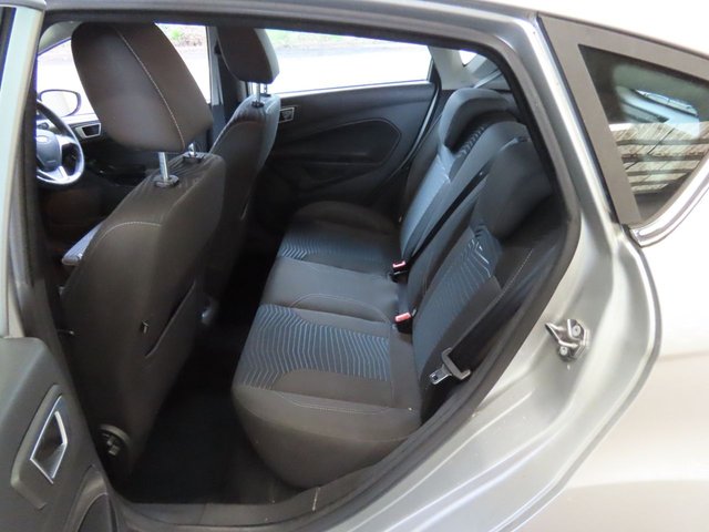 2017 FORD FIESTA 1.25 Zetec Hatchback 5dr Petrol Manual Euro 6 (82 ps) - Photo 8