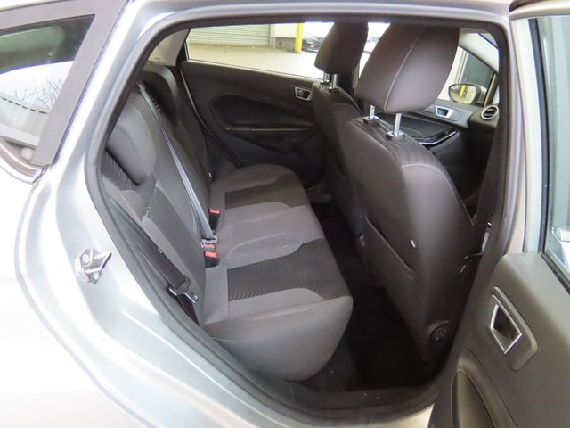 2017 FORD FIESTA 1.25 Zetec Hatchback 5dr Petrol Manual Euro 6 (82 ps) - Photo 9