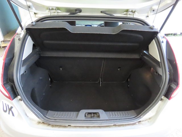 2017 FORD FIESTA 1.25 Zetec Hatchback 5dr Petrol Manual Euro 6 (82 ps) - Photo 10