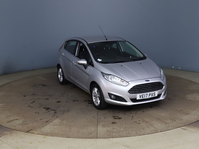 2017 FORD FIESTA 1.25 Zetec Hatchback 5dr Petrol Manual Euro 6 (82 ps) - Photo 3