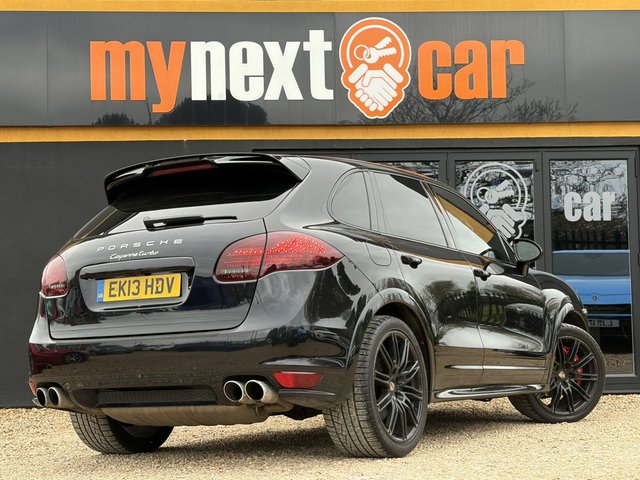 2013 Porsche Cayenne 4L Turbo 5dr - Photo 9