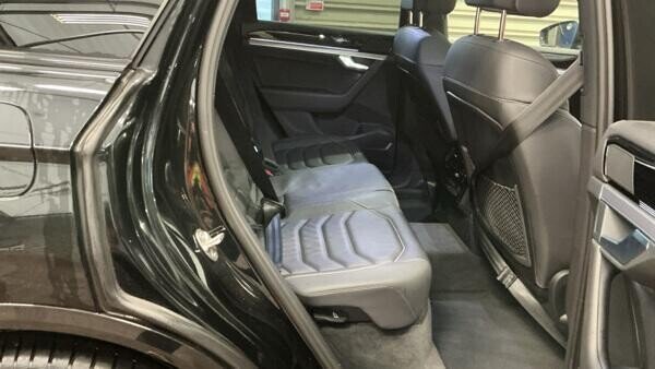 2023 Volkswagen Touareg - Photo 11