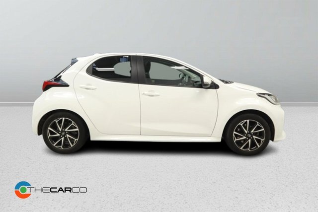 2023 Toyota Yaris - Photo 5