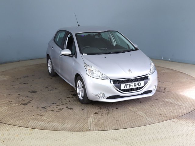 2015 PEUGEOT 208 1.2 VTi PureTech Active Hatchback 5dr Petrol Manual Euro 6 (82 ps) - Photo 3