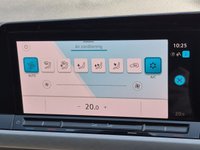 USED 2020 70 VOLKSWAGEN GOLF 1.0 TSI Life 5dr  ** Sat Nav ** Digital Cockpit ** App Connect **