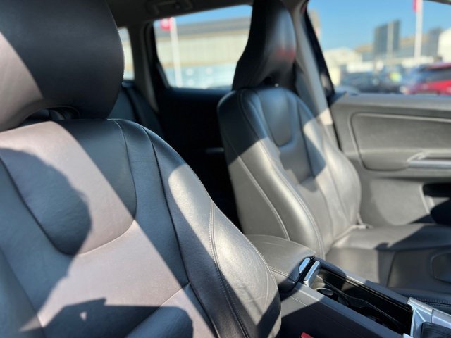 2016 VOLVO XC60 - Photo 11