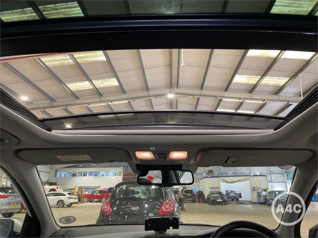 2015 HYUNDAI I20 1.2 Premium SE Hatchback 5dr Petrol Manual Euro 6 (84 ps) - Photo 4