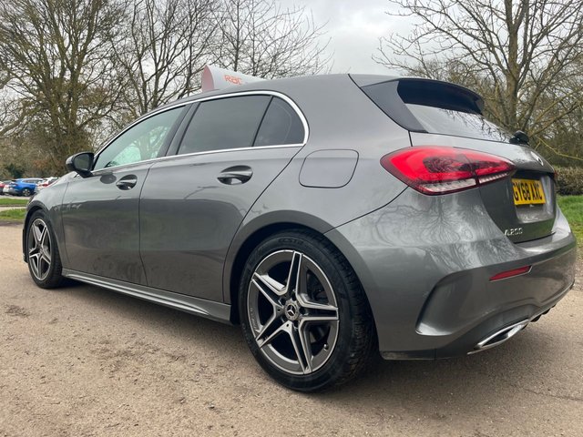 2018 MERCEDES-BENZ A-CLASS 1.3 A200 AMG Line Hatchback 5dr Petrol 7G-DCT Euro 6 (s/s) (163 ps) - Photo 11