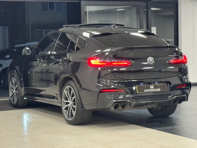 2021 BMW X4 M - Photo 2