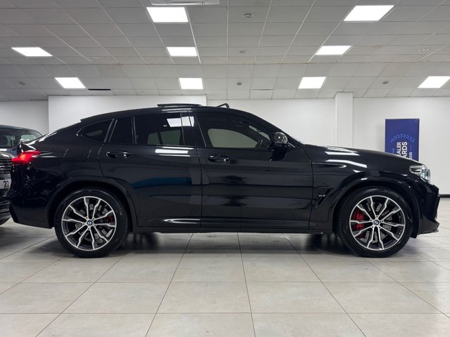 2021 BMW X4 M - Photo 3