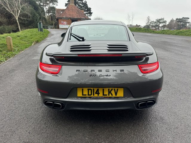 2014 PORSCHE 911 - Photo 7