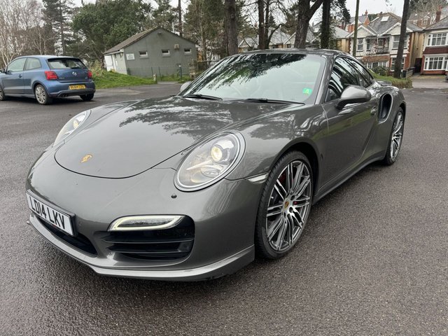 2014 PORSCHE 911 - Photo 2
