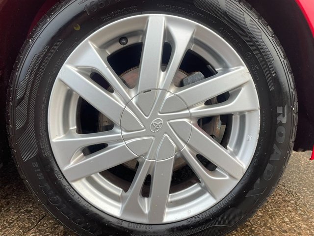 2016 TOYOTA AYGO - Photo 8