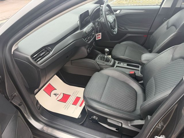 2019 FORD FOCUS - Photo 8