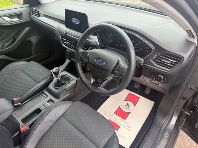 2019 FORD FOCUS - Photo 6