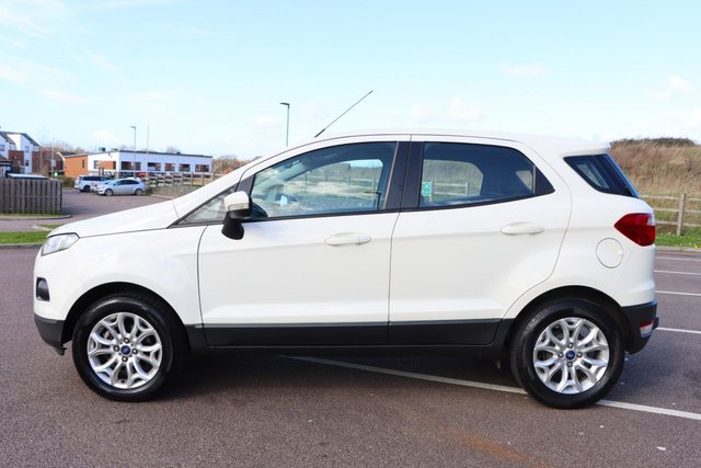 2017 FORD ECOSPORT - Photo 7