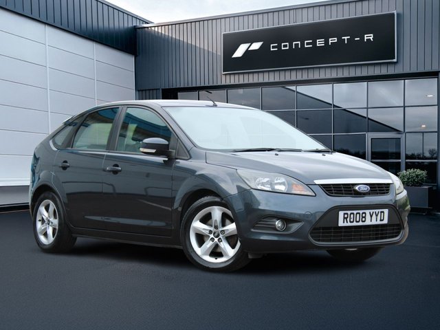 View our Ford Focus 1.6 Zetec Hatchback 5dr Petrol Manual (161 g/km, 99 bhp)