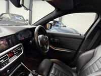 USED 2021 21 BMW 3 SERIES 3.0 330d MHT M Sport Touring 5dr Diesel Hybrid Auto Euro 6 (s/s) (286 ps) AMBIENT LIGHTING + REAR CAMERA