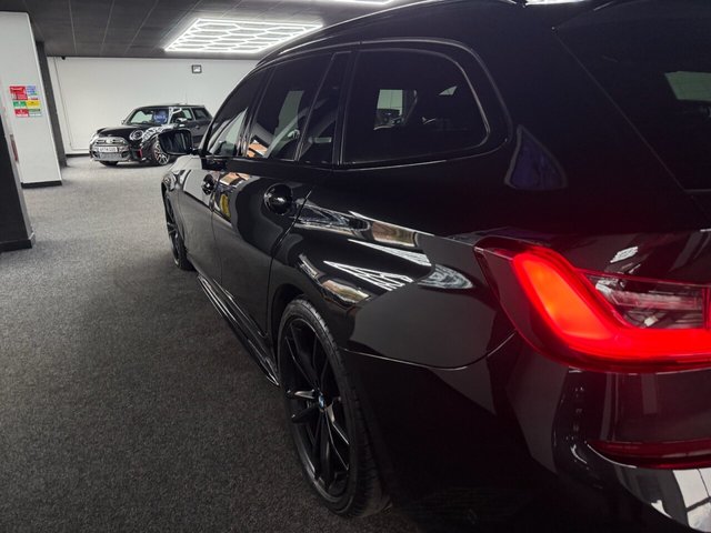 2021 BMW 3 SERIES - Photo 6