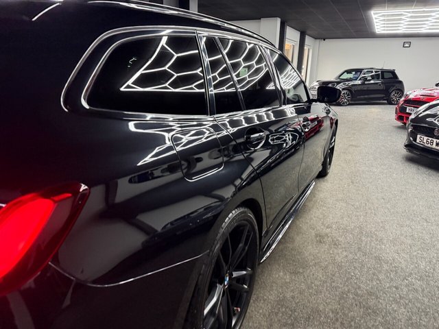 2021 BMW 3 SERIES - Photo 12