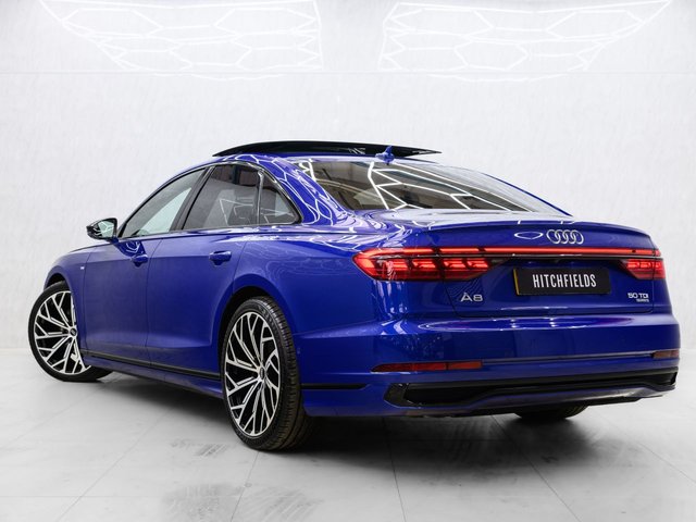 2022 AUDI A8 - Photo 12