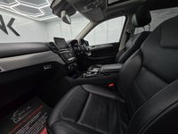 USED 2017 17 MERCEDES-BENZ GLE 3.0 GLE350d V6 AMG Line (Premium) SUV 5dr Diesel G-Tronic 4MATIC Euro 6 (s/s) (258 ps) AMG Styling | AIRMATIC Suspension | Premium Package | COMAND Online | Heated Seats