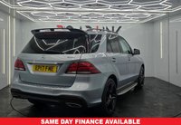 USED 2017 17 MERCEDES-BENZ GLE 3.0 GLE350d V6 AMG Line (Premium) SUV 5dr Diesel G-Tronic 4MATIC Euro 6 (s/s) (258 ps) AMG Styling | AIRMATIC Suspension | Premium Package | COMAND Online | Heated Seats
