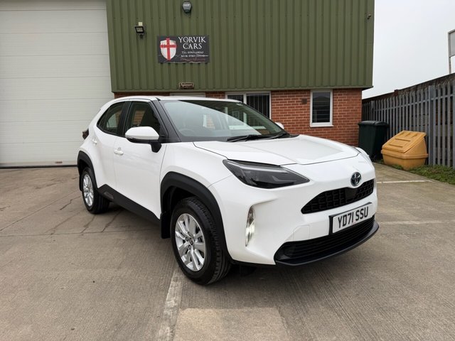 2021 71 Toyota Yaris Cross 1.5 VVT-h Icon SUV 5dr Petrol Hybrid E-CVT Euro 6 (s/s) (116 ps)