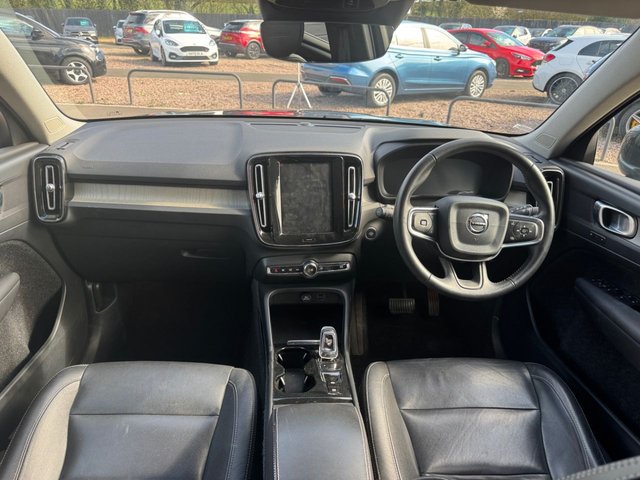 View our VOLVO XC40