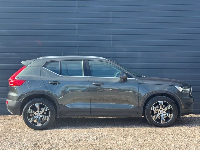 2019 VOLVO XC40 - Photo 8