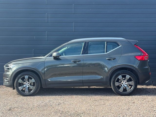 2019 VOLVO XC40 - Photo 9