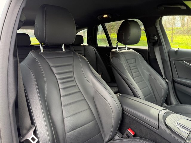 2021 Mercedes-Benz E-CLASS - Photo 10