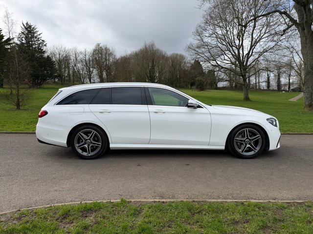 2021 Mercedes-Benz E-CLASS - Photo 11