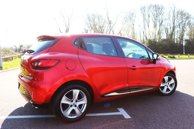 2013 RENAULT CLIO - Photo 12