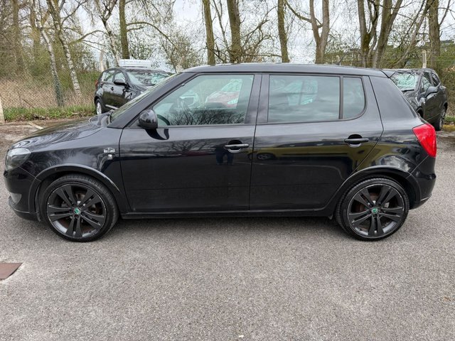 2012 SKODA FABIA - Photo 6