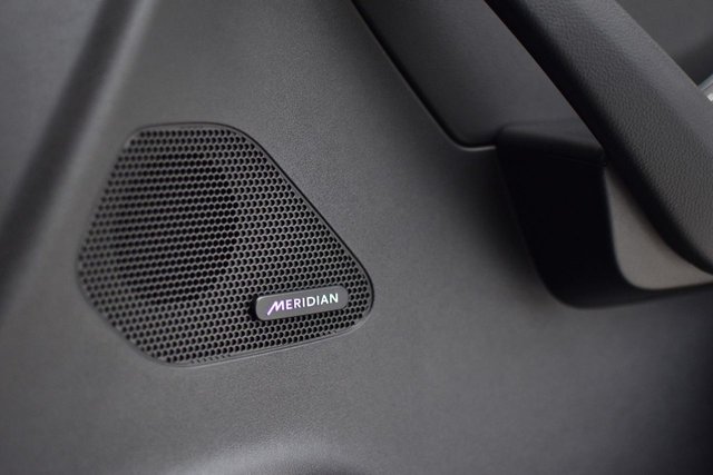 2018 Jaguar F-Pace 1L Colour Edition 5dr - Photo 8