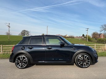 2023 MINI HATCH
