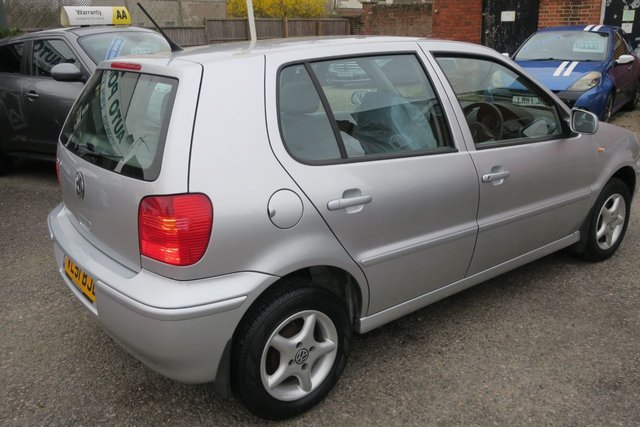 2001 VOLKSWAGEN POLO - Photo 3