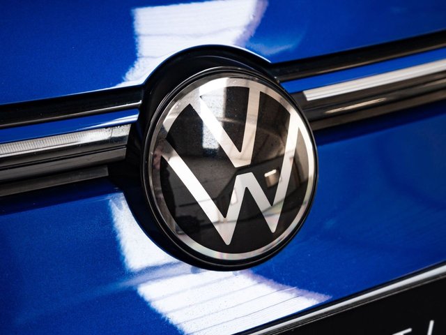 2022 Volkswagen Golf 2L R 5dr - Photo 4