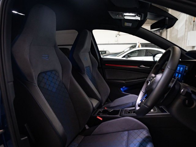 2022 Volkswagen Golf 2L R 5dr - Photo 7