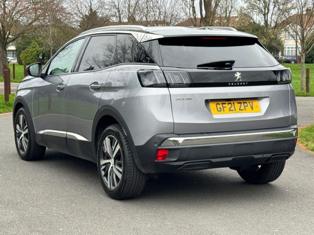 2021 PEUGEOT 3008 - Photo 7
