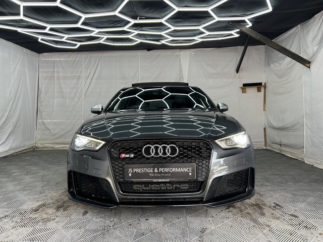 View our AUDI RS3