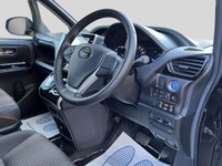 USED 2019 69 TOYOTA VOXY/NOAH 1.8 VVT-h Excel Business Edition 7 Seats CVT Euro 6 (s/s) 5dr 
